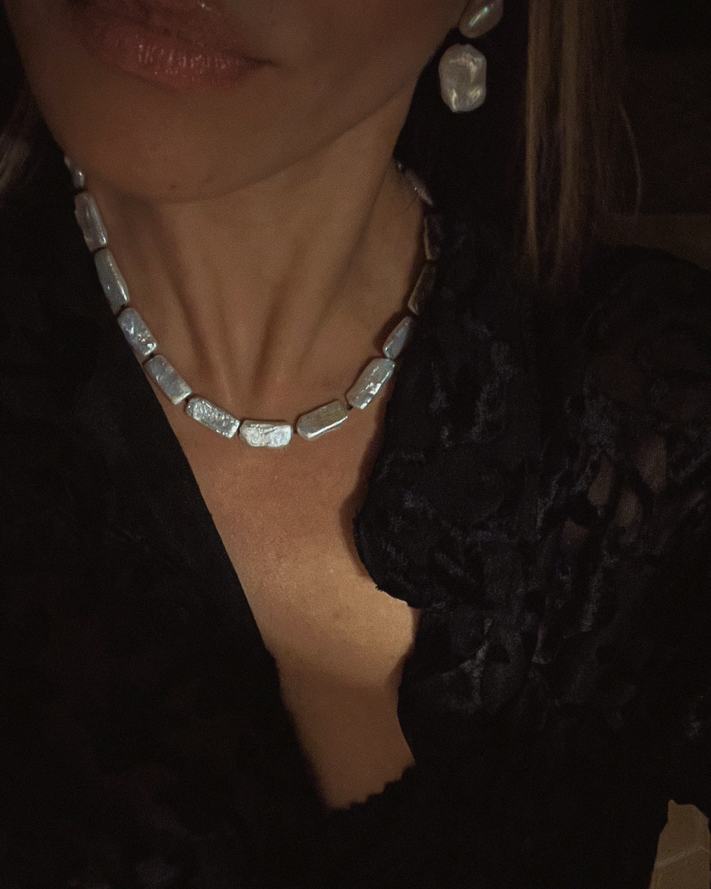 Olla Rectangle Pearl Necklace