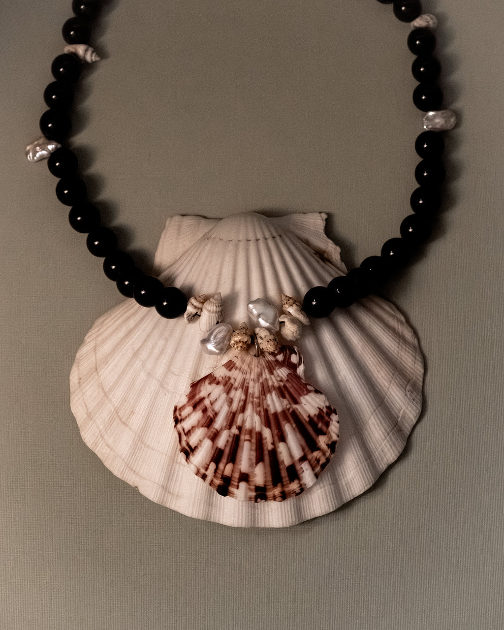 Luma Statement Shell Necklace