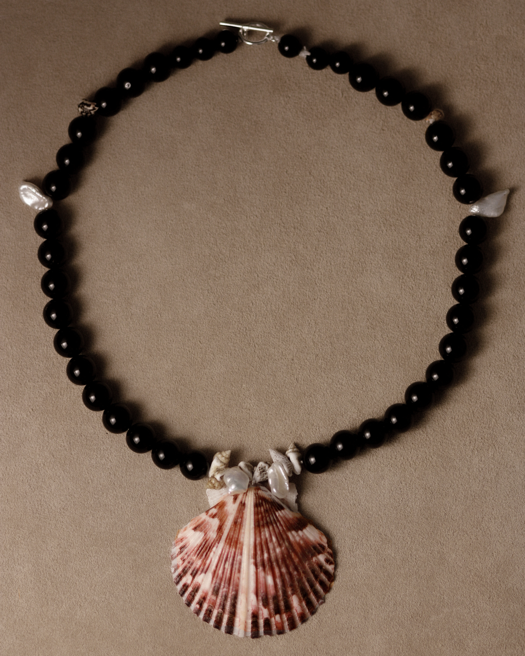 Luma Statement Shell Necklace